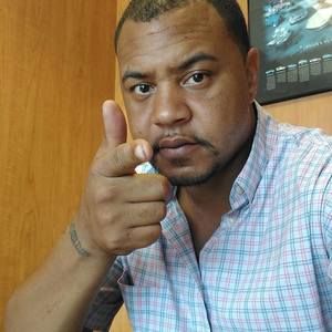 Meet your Posher, Charles